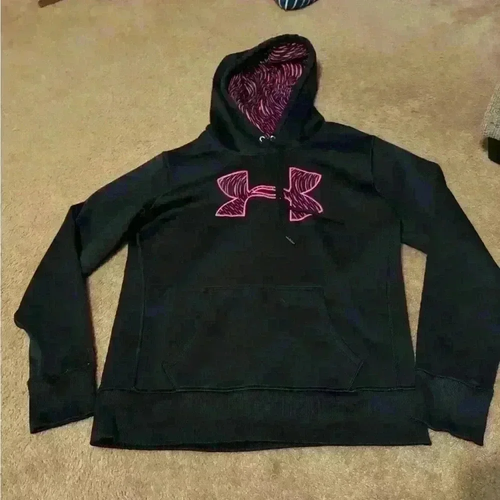 Under Armour sweatshirt size S
